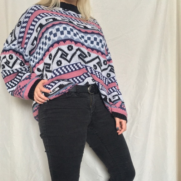80’a sweater - Picture 2 of 3